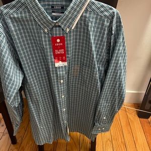 Izod All-Over Stretch Regular Fit Dress Shirt